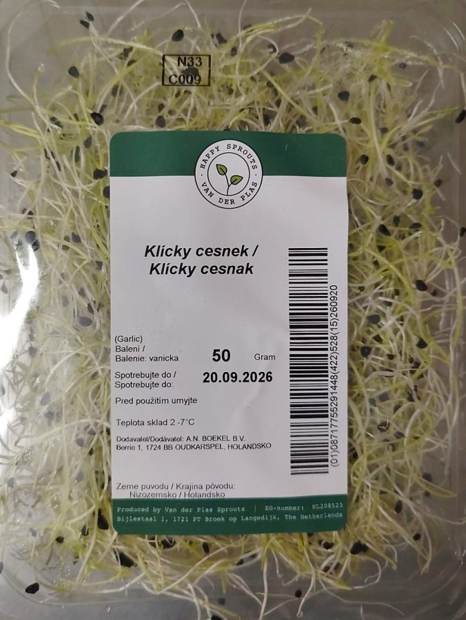 Česnekové klíčky v balení.